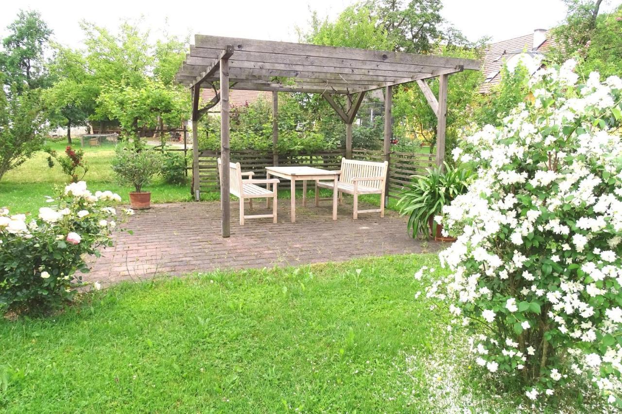 Landlust-Ferienhaus Am Rosenhof Хартберг Екстериор снимка