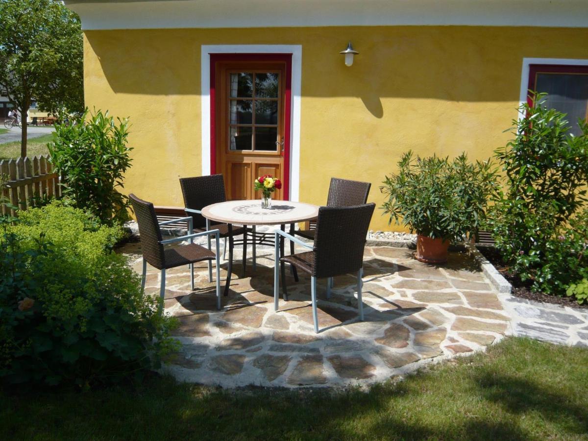 Landlust-Ferienhaus Am Rosenhof Хартберг Екстериор снимка